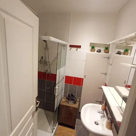 La Pierre D'agde - En Plein Centre Appartement *